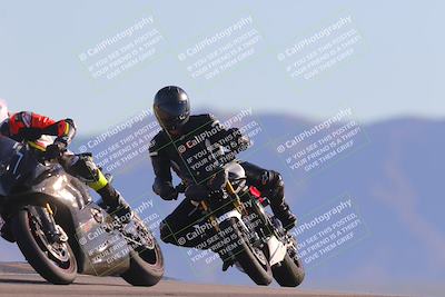 media/Nov-06-2023-Moto Forza (Mon) [[ce023d0744]]/3-Intermediate Group/Session 5 (Turn 9)/
